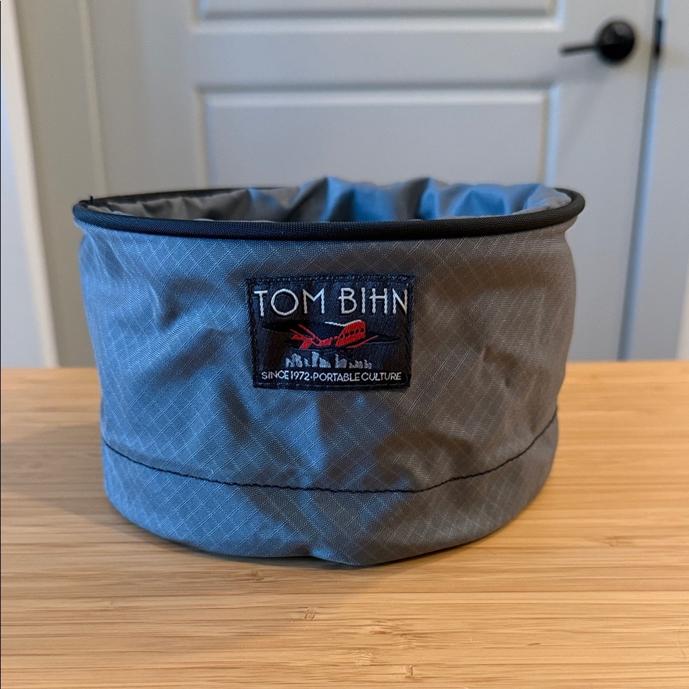 Tom Bihn Gray Toiletry Bag
